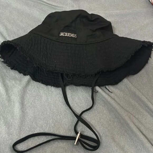 Jacquemus Black Bucket Hat - Picture 1 of 2
